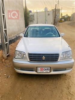 تۆیۆتا کراون